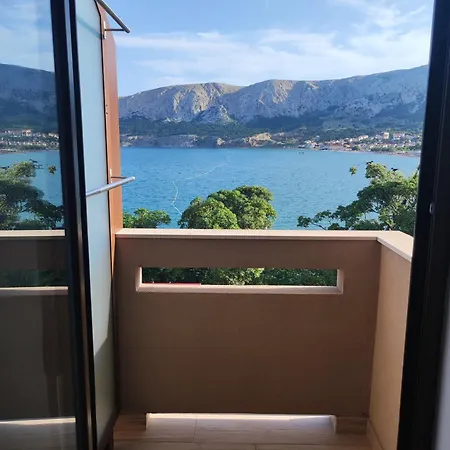Krstulja Apartment Baška