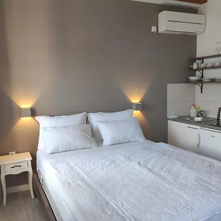 Krstulja Apartman *