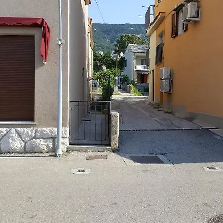 Krstulja *